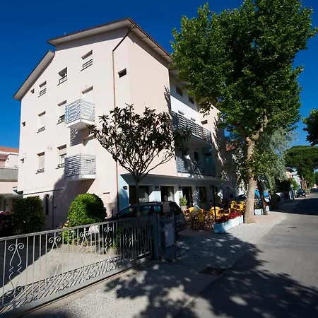 Fabbri's Hotel 2*
